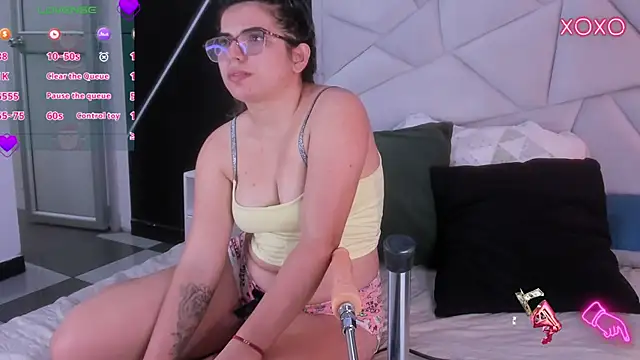 JulietSofia online show from 02-04-26, 07:53