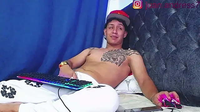 Stone grey1  online show from 12-19-25, 02:40