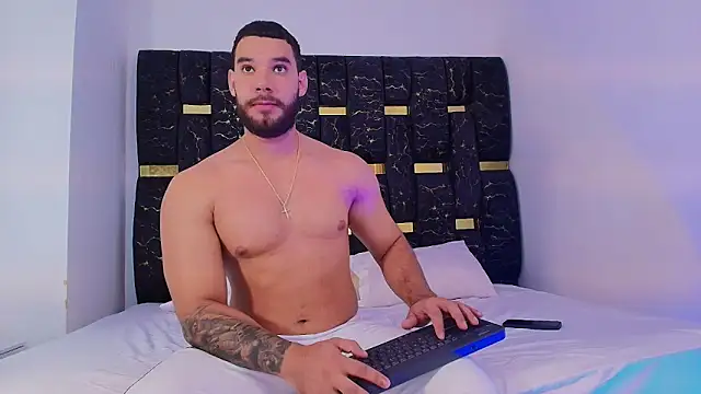 chris blake   online show from 11-24-25, 06:07