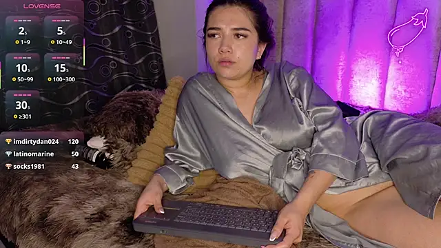 natasha  black online show from 12-19-25, 07:26