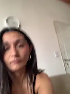Snapshot of luci_brecman chatting on 06-07-26, 07:17 luci brecman online show from 06-07-26, 07:17