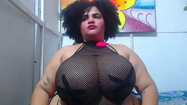 Snapshot of latina_bigboos25 chatting on 05-12-26, 02:08 latina bigboos25 online show from 05-12-26, 02:08