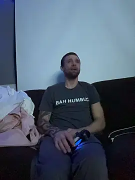 Snapshot of Stillhard8925 chatting on 11-05-25, 06:46 Stillhard8925 online show from 11-05-25, 06:46