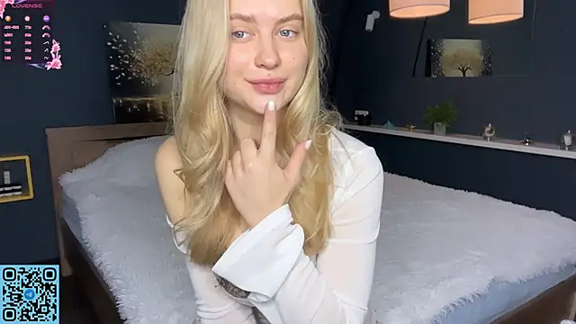 RadiantBliss online show from 11-01-25, 07:27