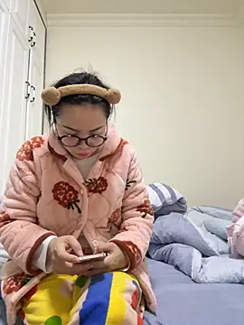 aa520uv online show from 10-22-25, 12:33