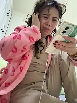 aa520uv online show from 03-12-26, 01:23