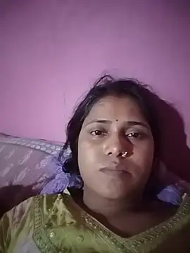 Snapshot of Ayeshaji chatting on 05-23-26, 06:23 Ayeshaji online show from 05-23-26, 06:23