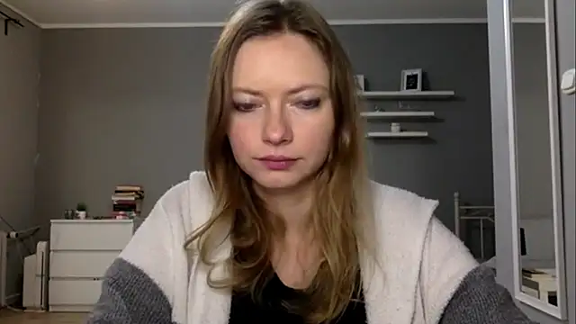 MillieShow online show from 11-23-25, 02:50