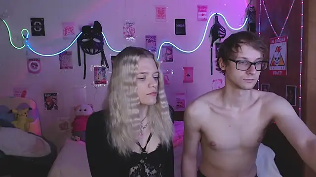 Your Horny Friends online show from 09-12-25, 11:21