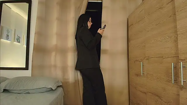 pleasurecompany3 online show from 04-06-26, 03:37