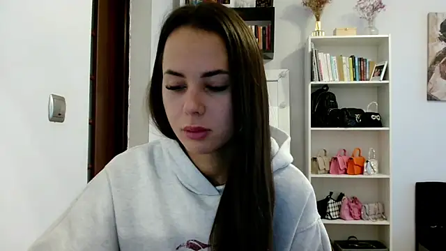 MayaJoy24 online show from 10-08-25, 06:44