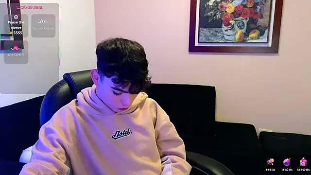 lukeboyce33 online show from 10-25-25, 12:29