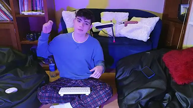 lukeboyce33 online show from 01-07-26, 02:25