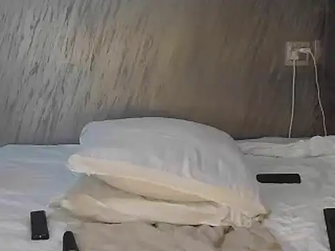 Hotytoty26 online show from 10-07-25, 06:38