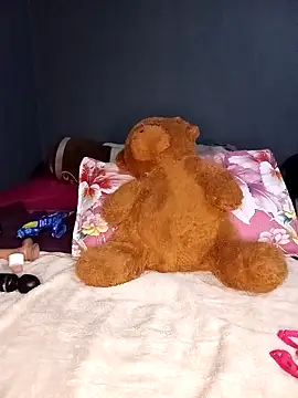 Hotytoty26 online show from 03-18-26, 04:04