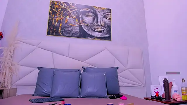 NicoleMadrird online show from 03-19-26, 11:36