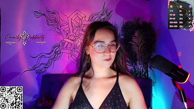 Emmi Roberts online show from 06-04-26, 03:12
