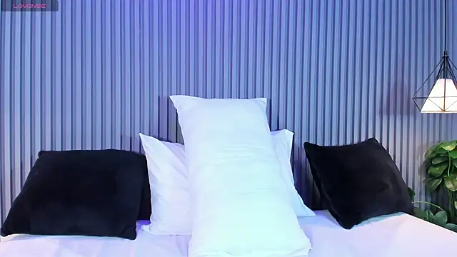 LauraCarther online show from 03-20-26, 07:30