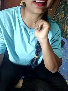 Snapshot of Shalini_telugu09 chatting on 09-16-25, 04:57 Shalini telugu09 online show from 09-16-25, 04:57