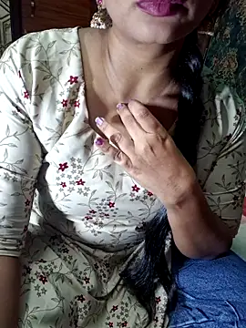 Snapshot of Shalini_telugu09 chatting on 09-26-25, 02:43 Shalini telugu09 online show from 09-26-25, 02:43