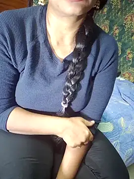 Snapshot of Shalini_telugu09 chatting on 10-12-25, 05:23 Shalini telugu09 online show from 10-12-25, 05:23