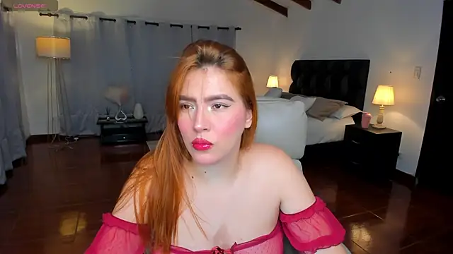 Snapshot of karla_hill_28 chatting on 12-23-25, 03:59 karla hill 28 online show from 12-23-25, 03:59