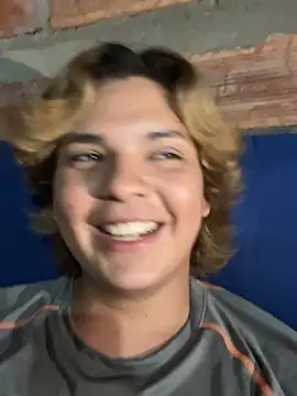 Snapshot of adam_angelssss chatting on 03-29-26, 03:17 adam angelssss online show from 03-29-26, 03:17