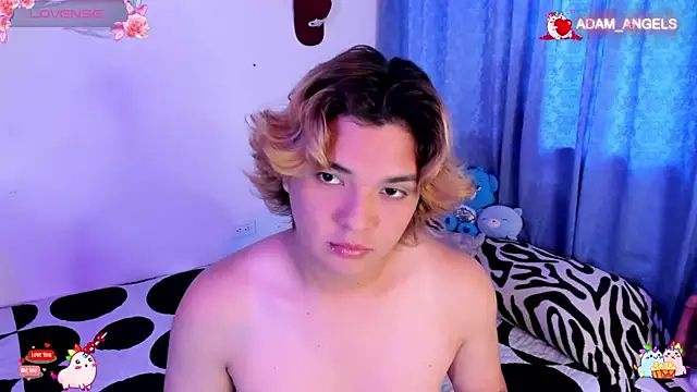 Snapshot of adam_angelssss chatting on 04-22-26, 02:07 adam angelssss online show from 04-22-26, 02:07