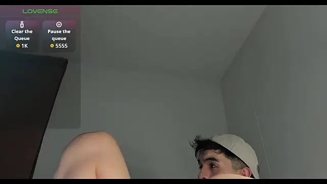 cmzo  online show from 10-11-25, 03:39