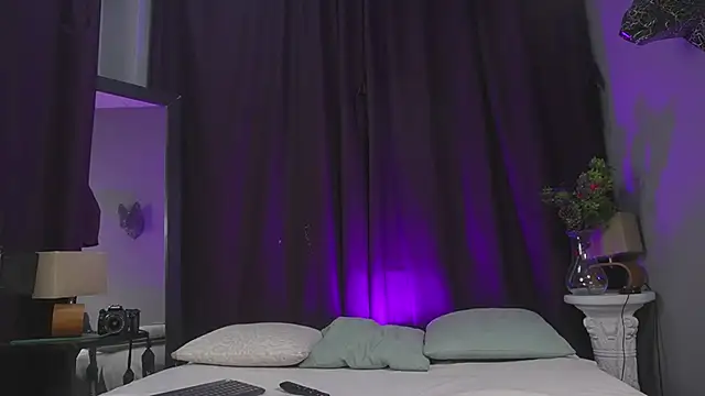 Colstorw  online show from 12-22-25, 10:01