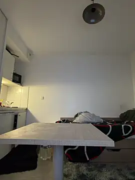 Renoirmonter online show from 04-04-26, 09:34