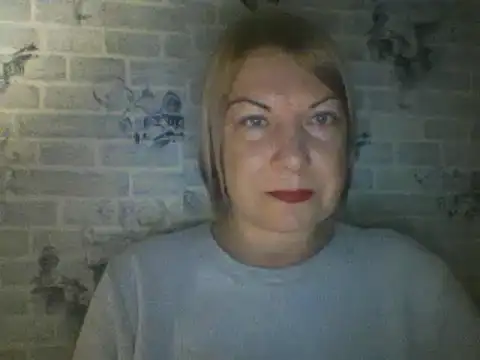 Snapshot of Lillia_Ray chatting on 03-17-25, 05:05 Lillia Ray online show from 03-17-25, 05:05