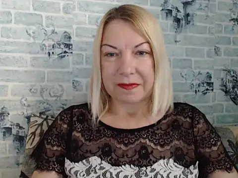 Snapshot of Lillia_Ray chatting on 09-13-25, 07:52 Lillia Ray online show from 09-13-25, 07:52