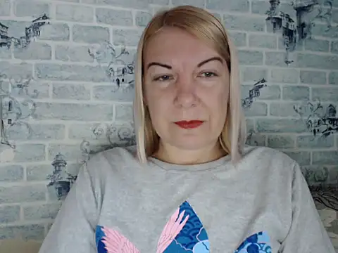 Snapshot of Lillia_Ray chatting on 09-26-25, 09:35 Lillia Ray online show from 09-26-25, 09:35