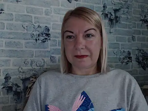 Snapshot of Lillia_Ray chatting on 09-27-25, 07:57 Lillia Ray online show from 09-27-25, 07:57
