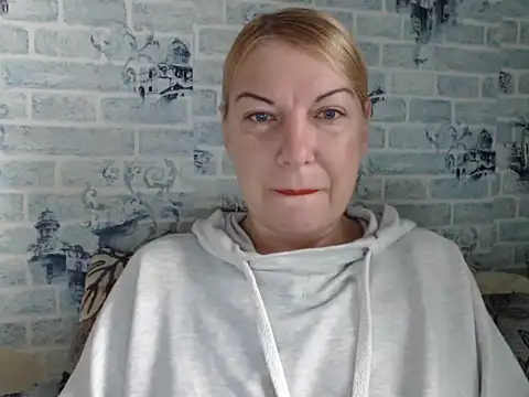 Snapshot of Lillia_Ray chatting on 10-06-25, 09:51 Lillia Ray online show from 10-06-25, 09:51