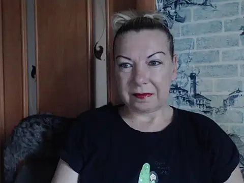 Snapshot of Lillia_Ray chatting on 06-25-26, 06:18 Lillia Ray online show from 06-25-26, 06:18