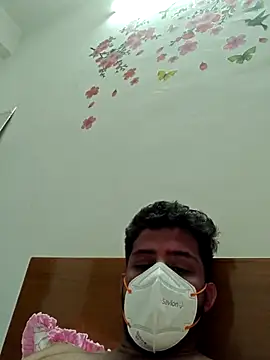 Snapshot of nickjones698 chatting on 03-14-25, 01:24 nickjones698 online show from 03-14-25, 01:24