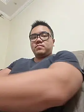 awesometeacher33 online show from 07-10-26, 03:11