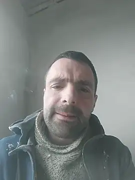 Snapshot of MaksDzubaV chatting on 03-15-25, 01:18 MaksDzubaV online show from 03-15-25, 01:18