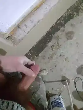 Snapshot of MaksDzubaV chatting on 03-20-25, 04:20 MaksDzubaV online show from 03-20-25, 04:20