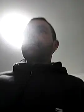 Snapshot of MaksDzubaV chatting on 02-11-26, 08:03 MaksDzubaV online show from 02-11-26, 08:03