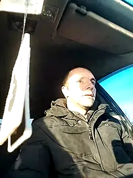 Snapshot of MaksDzubaV chatting on 02-24-26, 05:49 MaksDzubaV online show from 02-24-26, 05:49