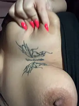 Snapshot of mariabootyyy chatting on 03-23-25, 02:04 mariabootyyy online show from 03-23-25, 02:04