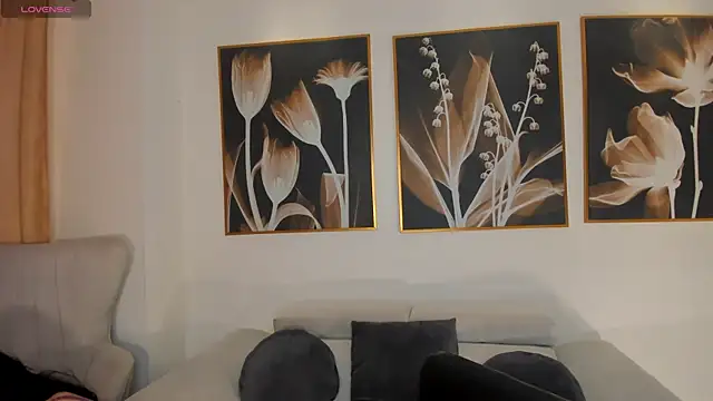 AmaliaCrus online show from 03-26-26, 08:14