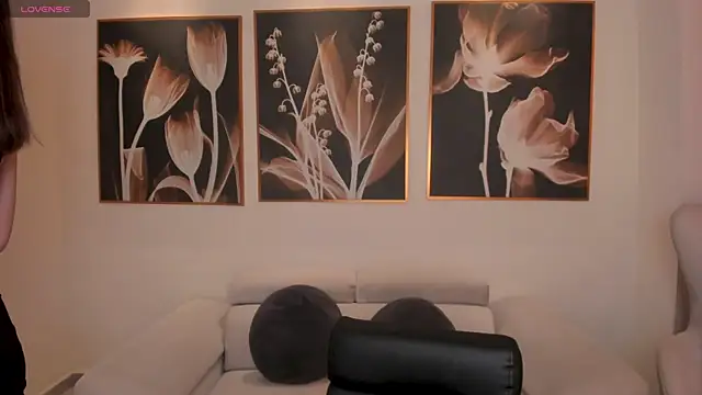 MaiaCollins online show from 11-03-25, 11:44