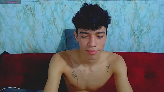 Snapshot of SinfulkingX chatting on 03-14-25, 01:16 SinfulkingX online show from 03-14-25, 01:16