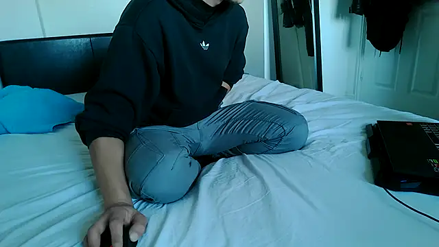 Snapshot of Masterjepp chatting on 09-21-25, 04:19 Masterjepp online show from 09-21-25, 04:19