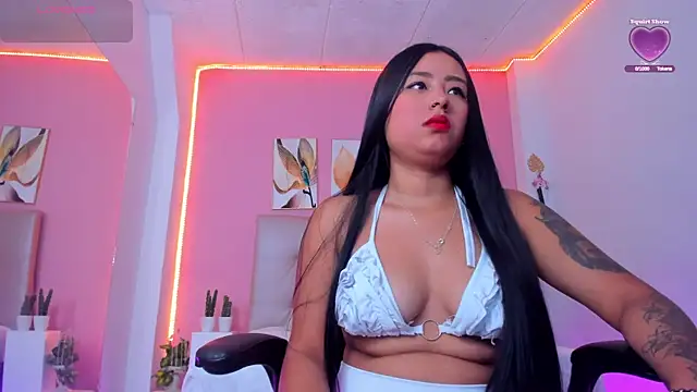 Molly h0t online show from 10-25-25, 01:07