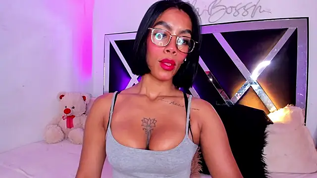 Fiorella-Bossh online show from 10-10-25, 04:00